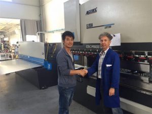 Cyprus Client Visit Press Brake Machine Dan Shearing Machine di Pabrik Kami