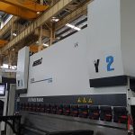 6-axis hydraulic cnc press brake 200 Ton 3100mm untuk cnc backgauge XR Z1 Z2-axis