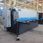 pelat logam hidrolik mesin balok ayunan geser